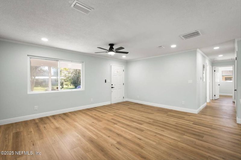 2628 Arlex Dr E, Jacksonville, FL 32211