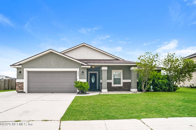 2635 Royal Pointe Dr, Green Cove Springs, FL 32043