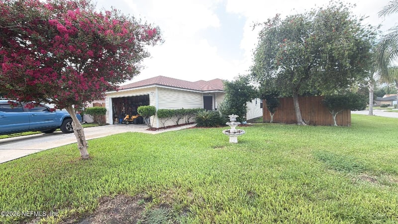 2642 Sam Houston Pl, Jacksonville, FL 32246