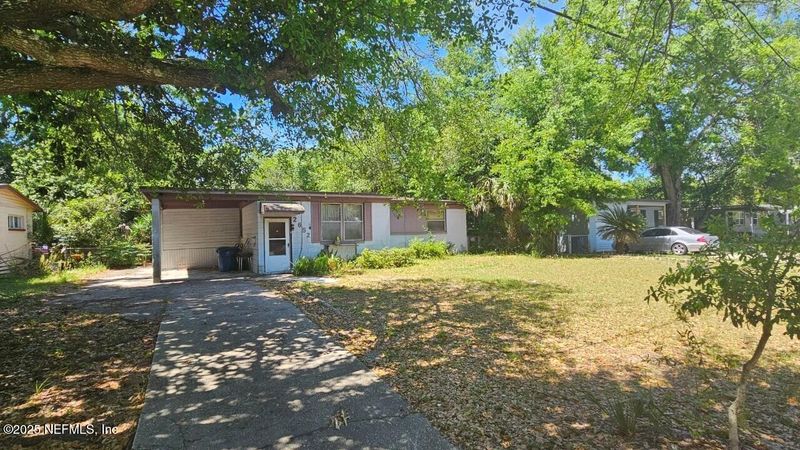 2652 Townsend Blvd, Jacksonville, FL 32211