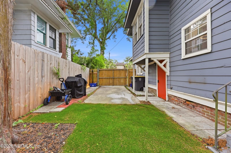 2667 Post St, Jacksonville, FL 32204
