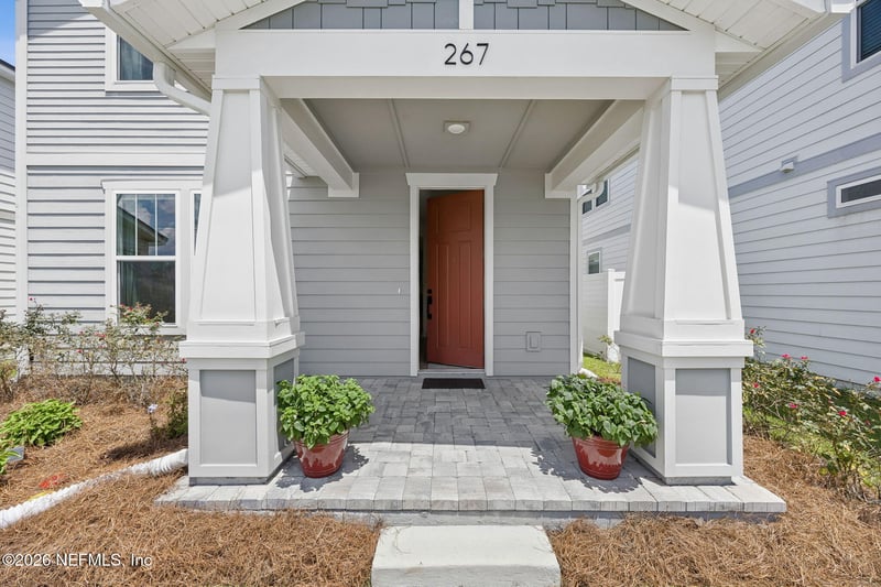267 Plum Orchard Ln, Yulee, FL 32097