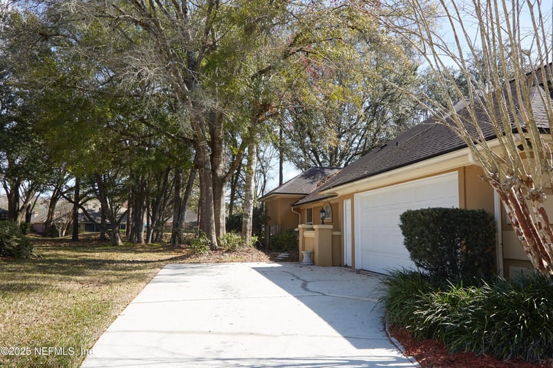 2674 Country Club Blvd, Orange Park, FL 32073