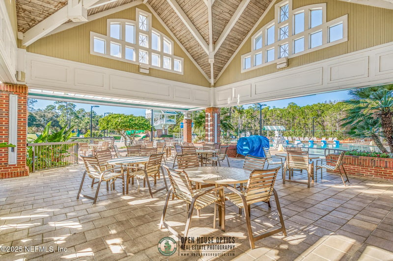 2676 Country Side Dr, Fleming Island, FL 32003