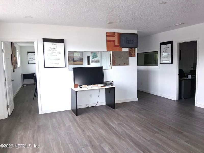 2679 Beaver St, Jacksonville, FL 32254