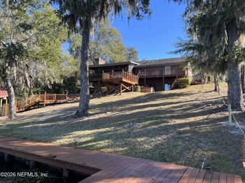 268 Wesley Rd, Green Cove Springs, FL 32043