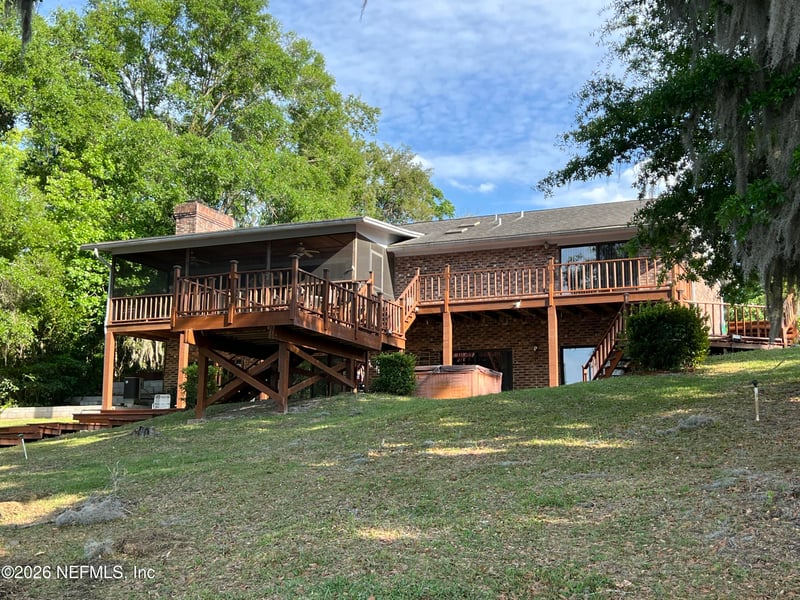 268 Wesley Rd, Green Cove Springs, FL 32043