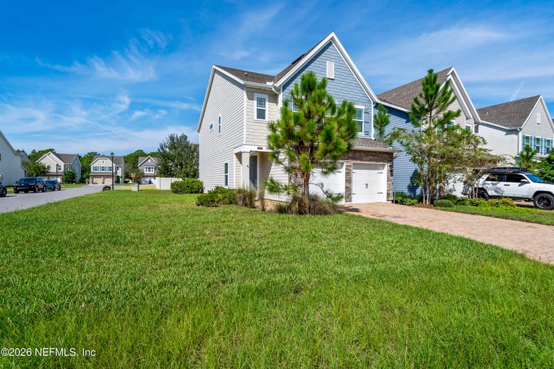 2682 Fawn Point Dr, Jacksonville, FL 32225