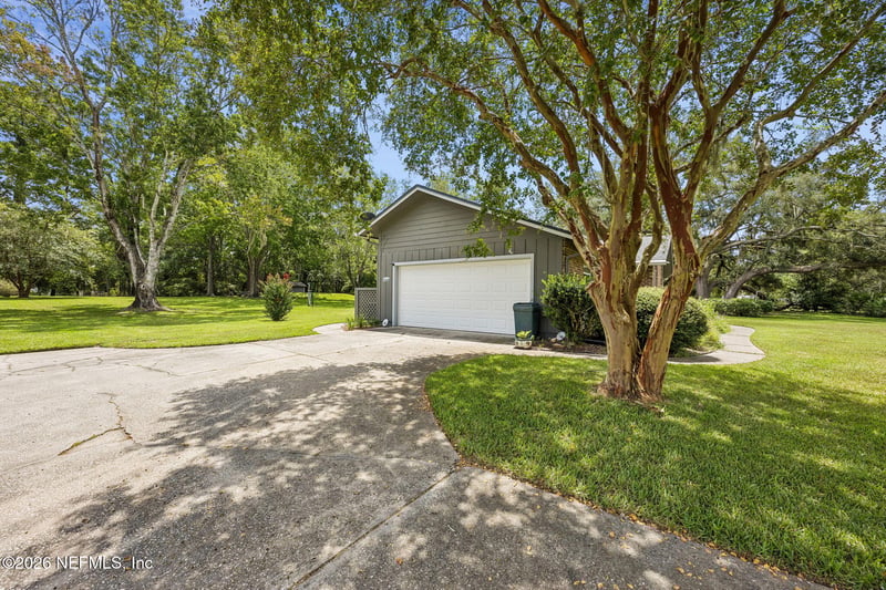 2683 Foxhunt Trl, St Johns, FL 32259