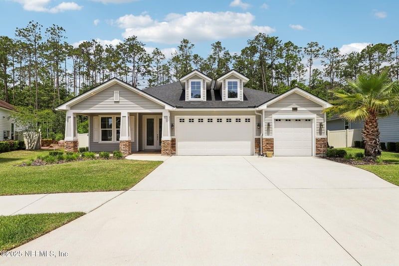 269 Senegal Dr, Jacksonville, FL 32081