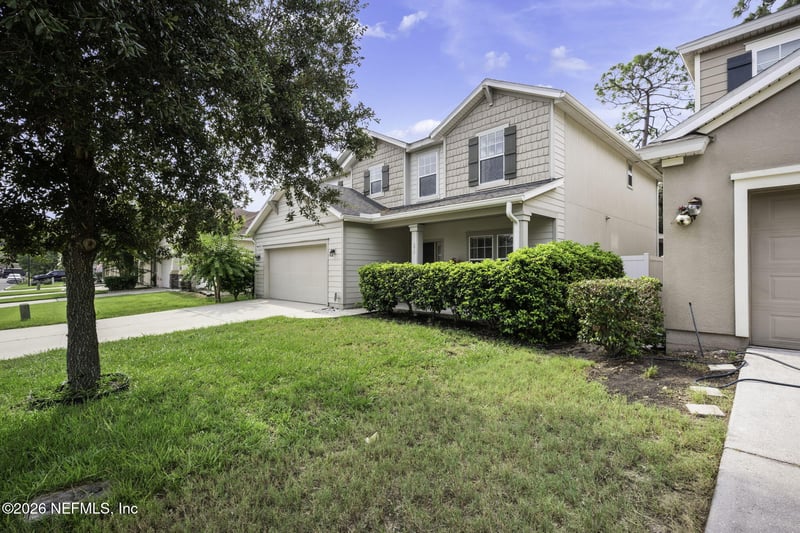 270 Amber Ridge Rd, Jacksonville, FL 32218