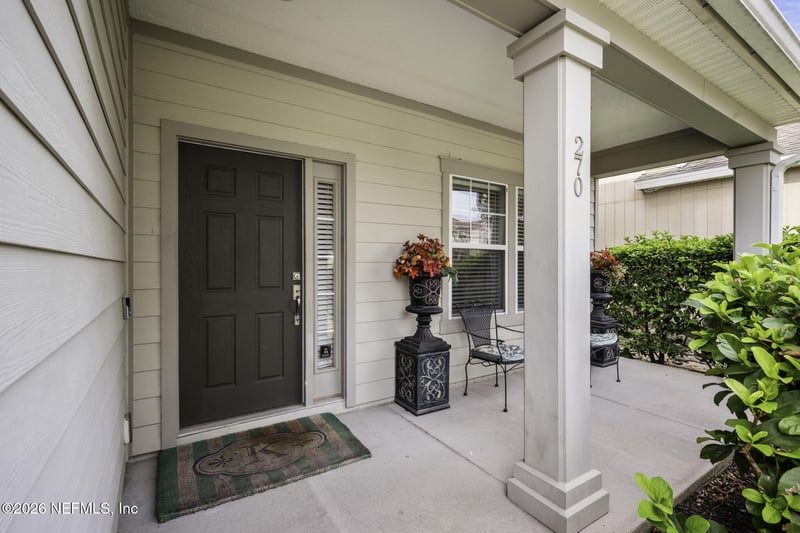 270 Amber Ridge Rd, Jacksonville, FL 32218