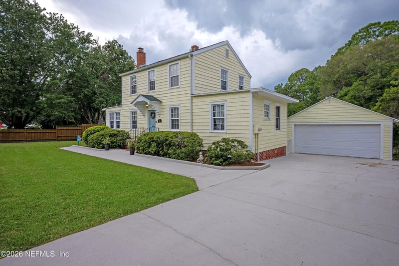 2704 Lake Shore Blvd, Jacksonville, FL 32210