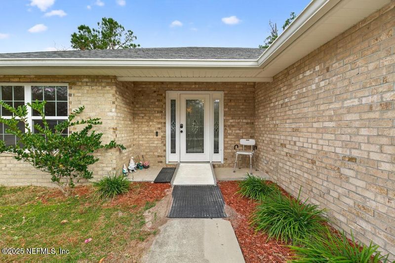 27048 W First Ave, Hilliard, FL 32046