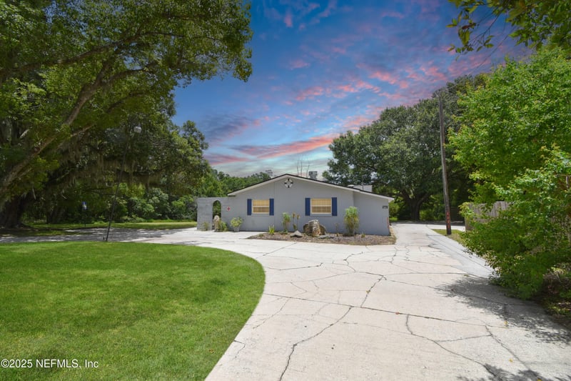 2706 Old Moultrie Rd, St Augustine, FL 32086