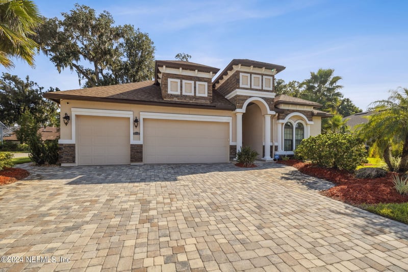 2713 Chapman Oak Dr, Jacksonville, FL 32257