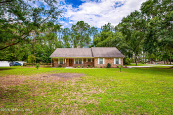 2719 Lake Dr, Hilliard, FL 32046