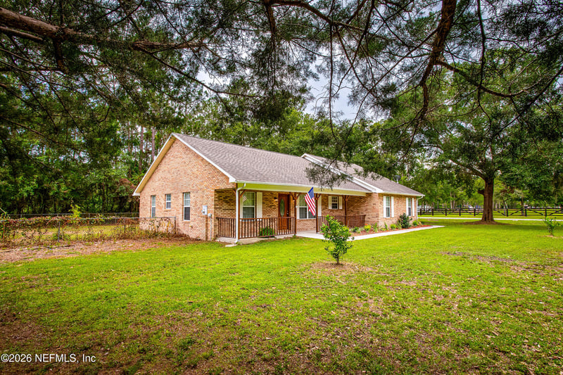 2719 Lake Dr, Hilliard, FL 32046