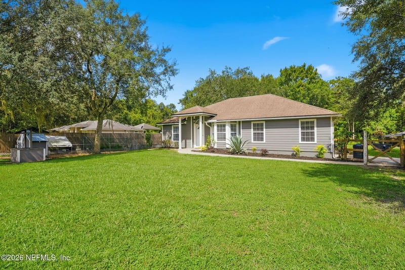 2720 E Fennel Ct, Middleburg, FL 32068