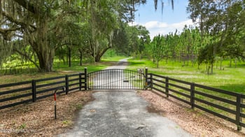 27247 Hallman Rd, Hilliard, FL 32046