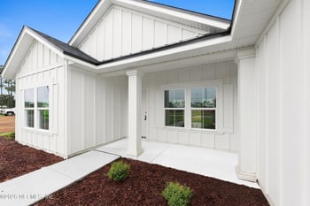 27284 W 10th Ave, Hilliard, FL 32046