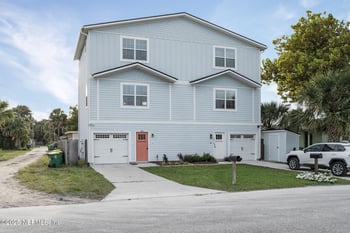 274 8th St S, Jacksonville Beach, FL 32250