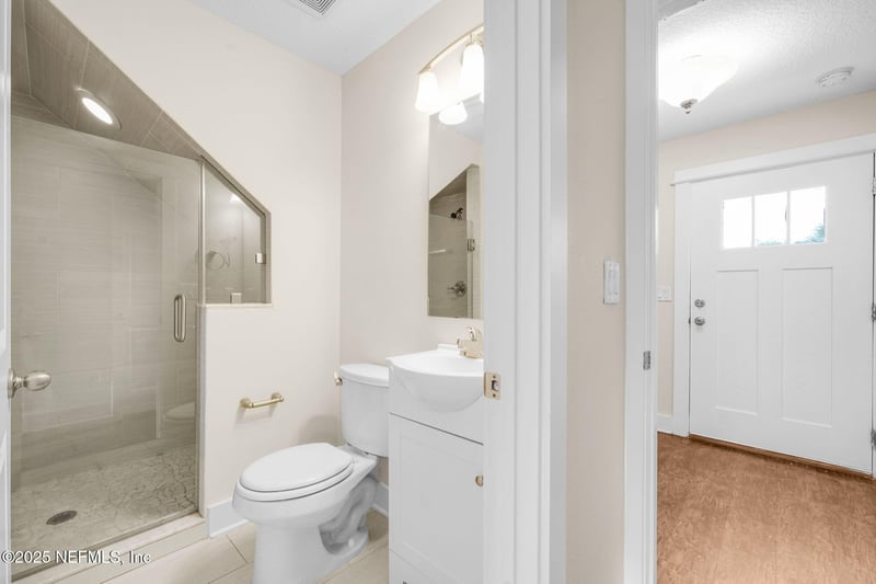 274 8th St S, Jacksonville Beach, FL 32250