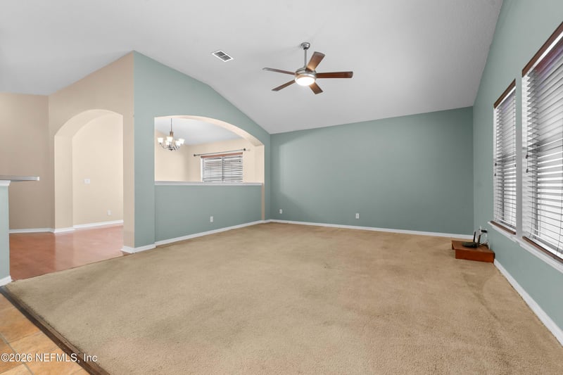274 Brookchase Ln W, Jacksonville, FL 32225