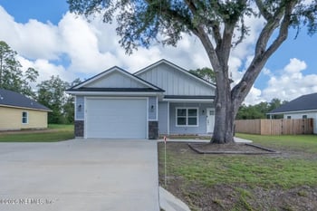 27438 W 4th Ave, Hilliard, FL 32046