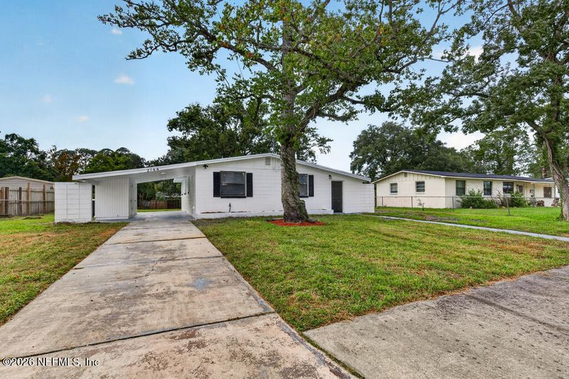 2744 Randy Rd, Jacksonville, FL 32216