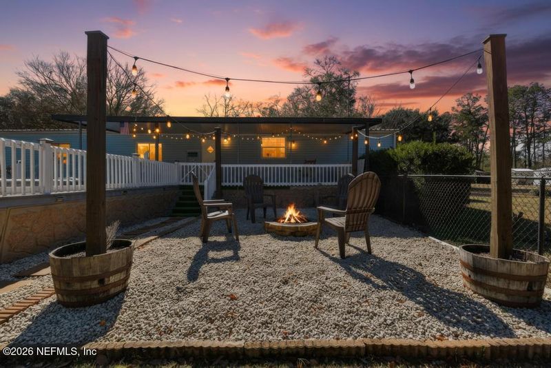 2744 Roy Sikes Rd, Hilliard, FL 32046