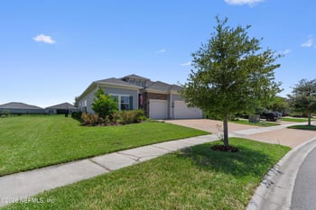2746 Pointed Leaf Rd, Green Cove Springs, FL 32043