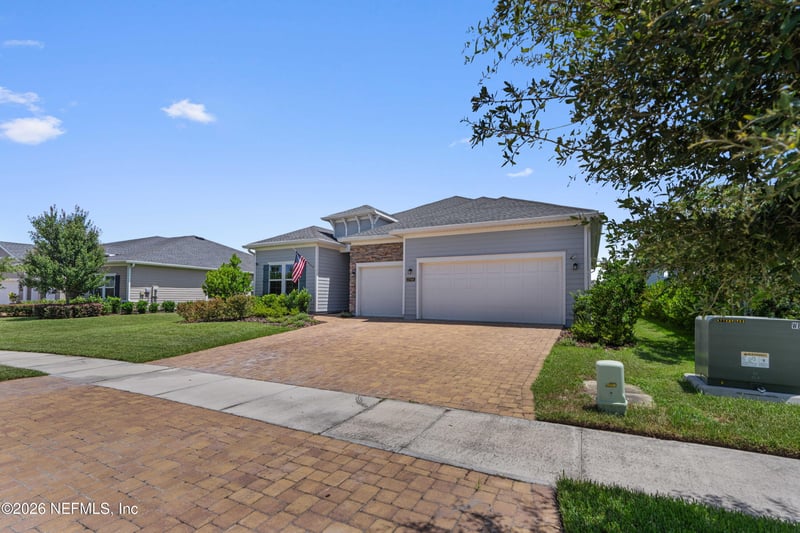 2746 Pointed Leaf Rd, Green Cove Springs, FL 32043