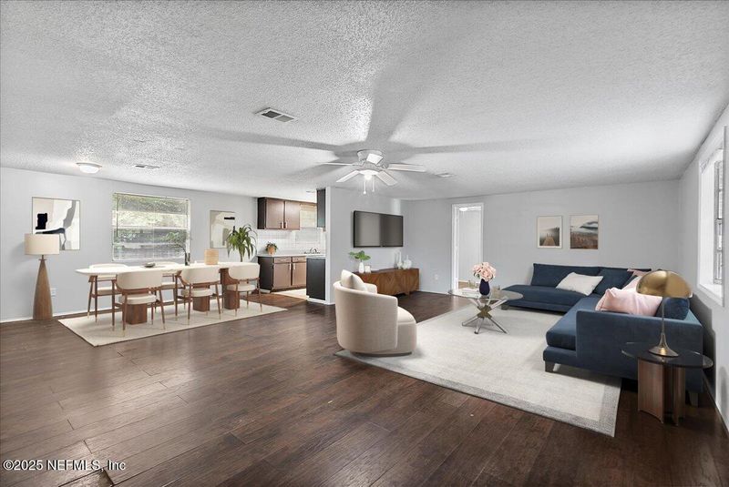 2749 Frontier Ave, Orange Park, FL 32065