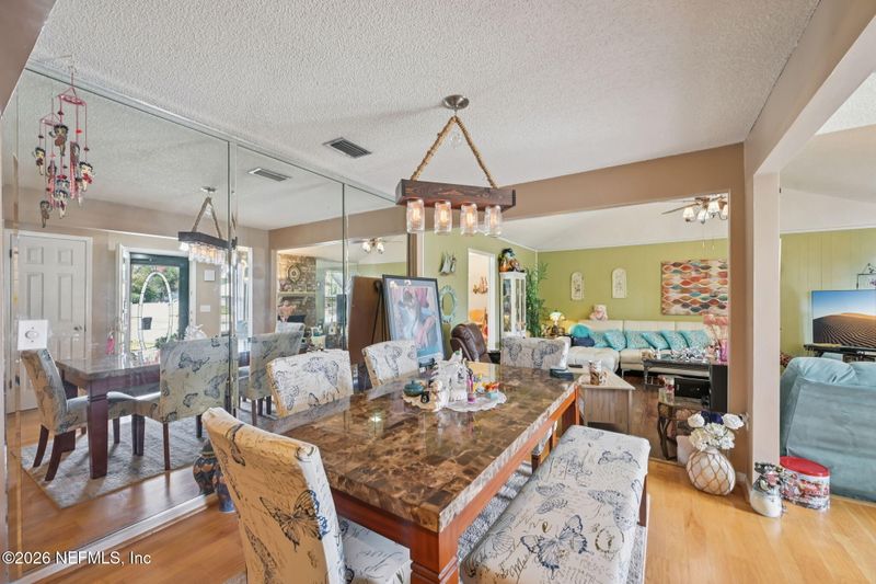 2749 Richards Rd, Orange Park, FL 32073