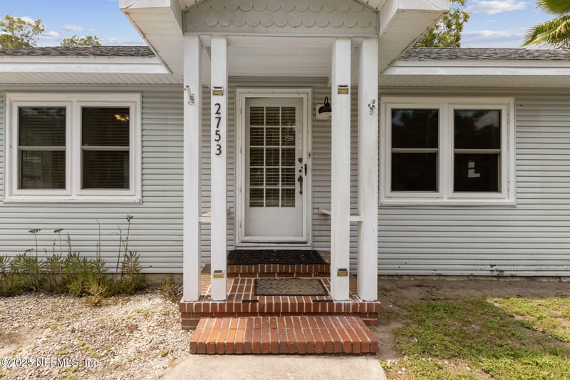 2753 Amelia Rd, Fernandina Beach, FL 32034