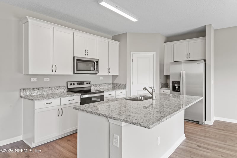 2754 Laurel Falls Dr, Green Cove Springs, FL 32043