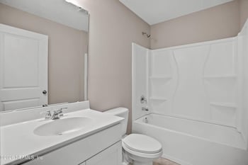 2760 Laurel Falls Dr, Green Cove Springs, FL 32043