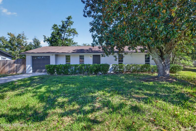 2762 Sharpes Ct, Orange Park, FL 32065