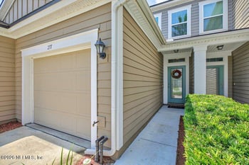 277 Servia Dr, St Johns, FL 32259