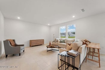 2771 Laurel Falls Dr, Green Cove Springs, FL 32043