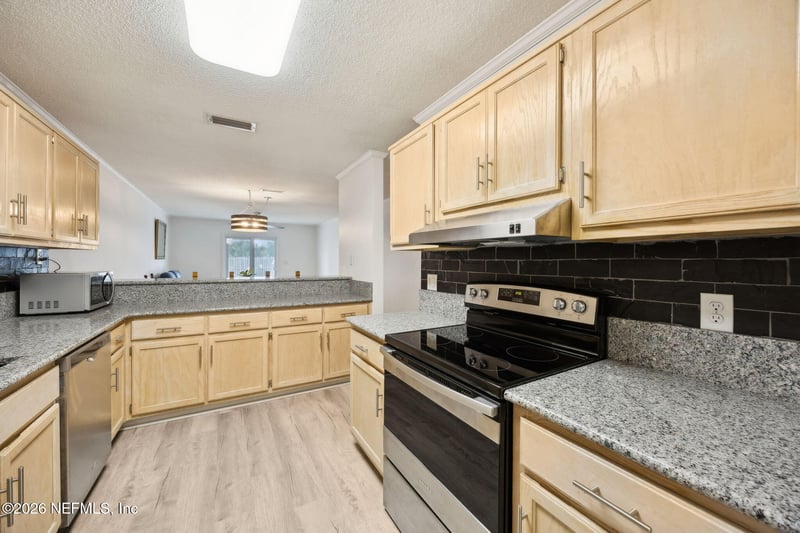 2784 5th St #B, Fernandina Beach, FL 32034