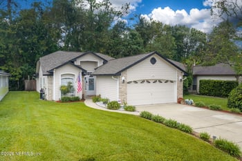 2786 Lantana Lakes Dr W, Jacksonville, FL 32246