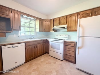 279 Bonnlyn Dr, Orange Park, FL 32073