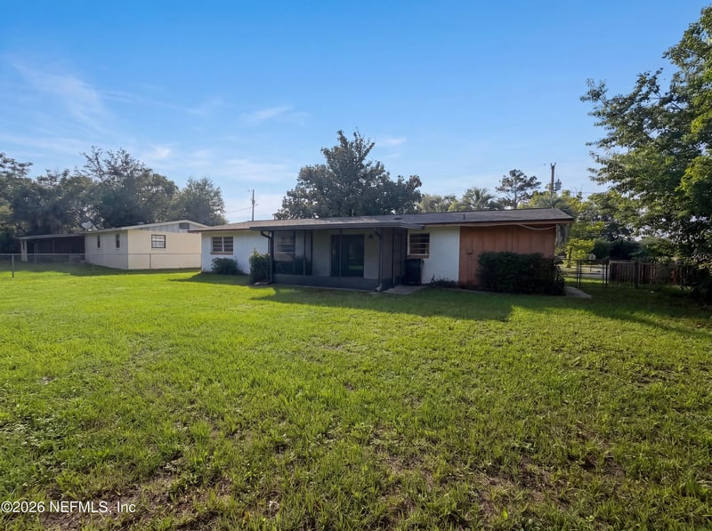 279 Bonnlyn Dr, Orange Park, FL 32073