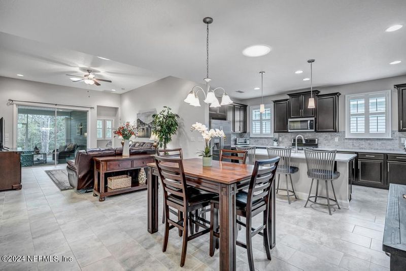 28 Calumet Dr, St Johns, FL 32259