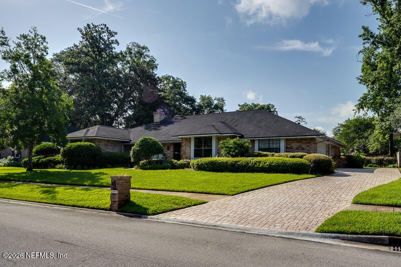 2806 Christopher Creek Rd N, Jacksonville, FL 32217