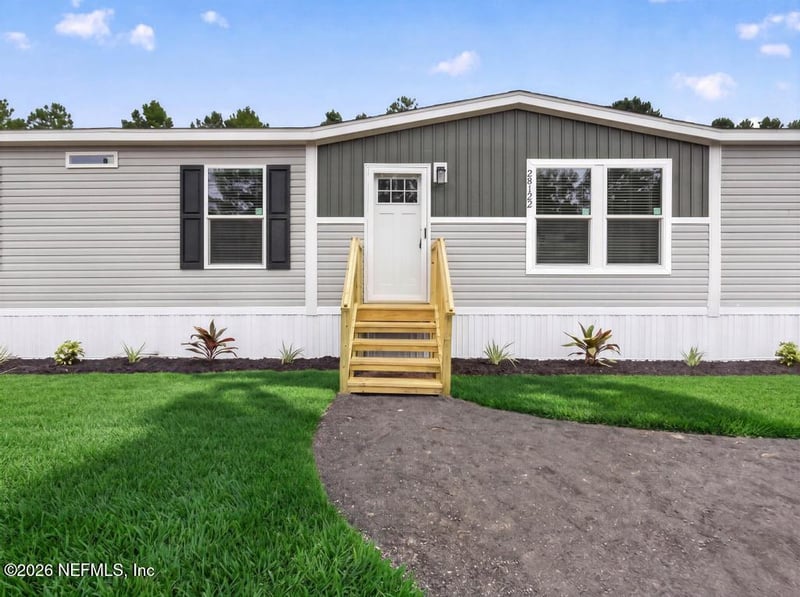 28122 Trinity Ln, Hilliard, FL 32046