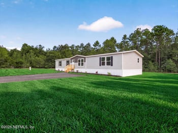 28122 Trinity Ln, Hilliard, FL 32046