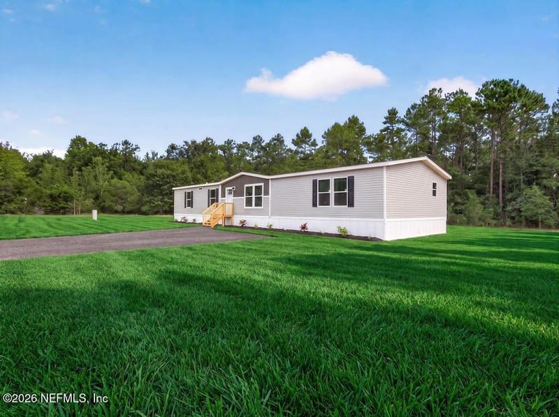 28122 Trinity Ln, Hilliard, FL 32046